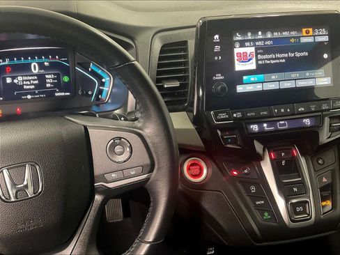 Used 2023 Honda Odyssey EX-L image 19