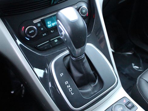 Used 2013 Ford C-MAX SEL image 26