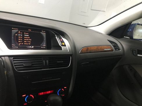 Used 2010 Audi A4 2.0T Premium Plus AWD/4WD image 27