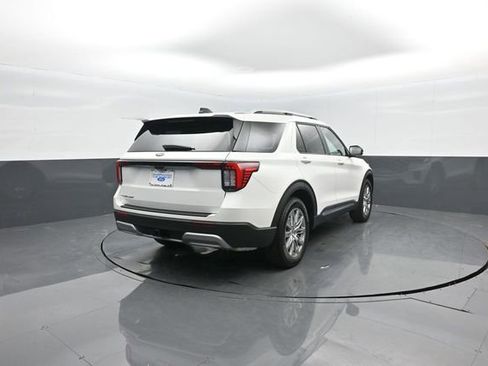 New 2026 Ford Explorer Platinum image 7