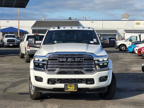New 2026 RAM 5500 Tradesman w/ Laramie Trim Package image 2