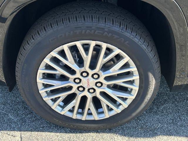 New 2026 GMC Acadia Denali w/ Super Cruise Package FWD image 13