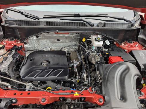 Certified 2024 Buick Encore GX Sport Touring image 26