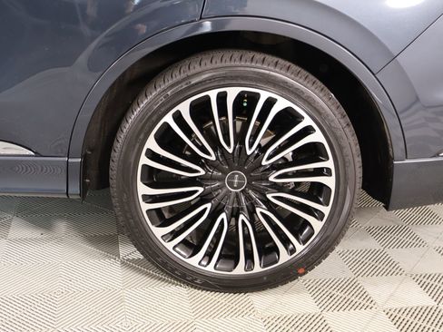 Certified 2023 Lincoln Aviator Black Label w/ Dynamic Handling Package AWD/4WD image 20