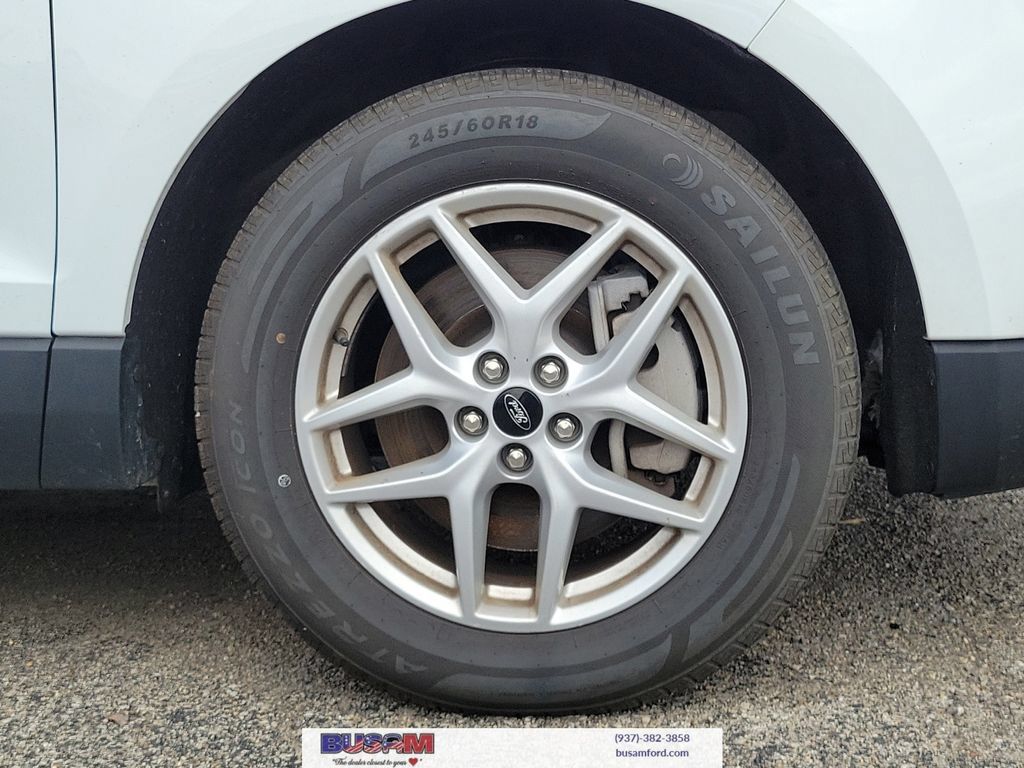 Used 2024 Ford Edge SEL AWD/4WD image 5