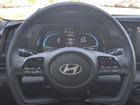 Used 2025 Hyundai Elantra Sport image 27