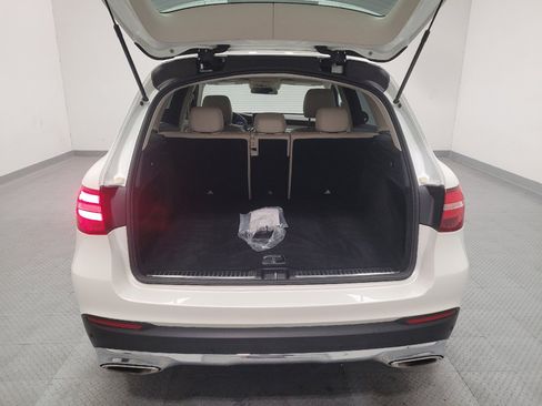 Used 2018 Mercedes-Benz GLC 300 4MATIC image 29