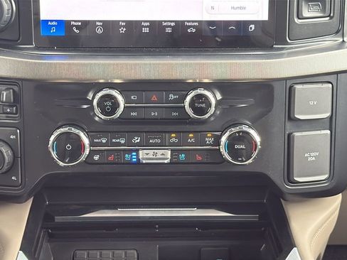 Used 2026 Ford F450 Platinum w/ Platinum Plus Package image 25