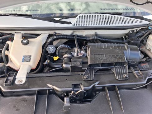 Used 2012 Chevrolet Express 1500 RWD image 25