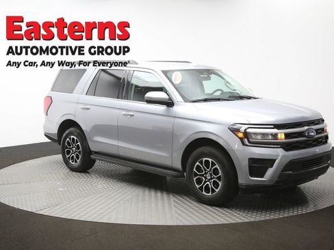 Used 2024 Ford Expedition XLT image 49