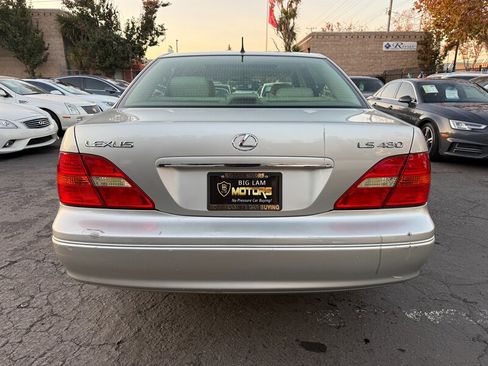 Used 2002 Lexus LS 430 image 6