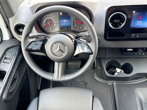 New 2026 Mercedes-Benz Sprinter 2500 image 19