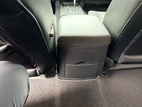 Used 2020 Nissan Frontier PRO-4X w/ Pro-4x Utility Package image 15