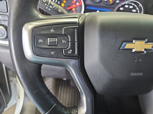 Used 2021 Chevrolet Silverado 1500 LT RWD image 16