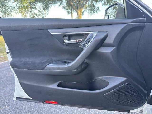 Used 2014 Nissan Altima 2.5 S FWD image 23