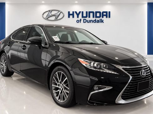 Used 2016 Lexus ES 350 w/ Luxury Package w/Wood Trim FWD image 3