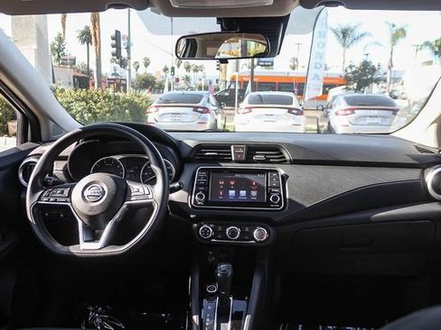 Used 2020 Nissan Versa S FWD image 16