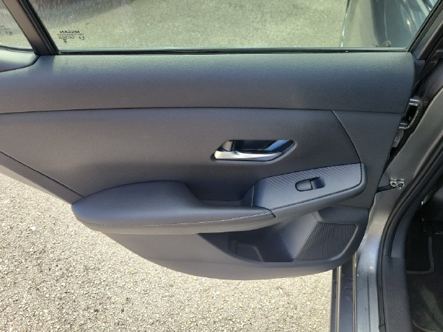 Certified 2023 Nissan Sentra S FWD image 9