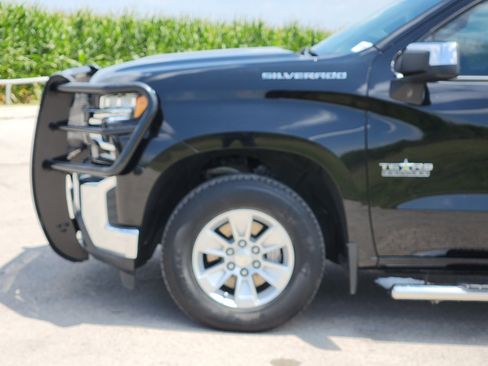 Used 2021 Chevrolet Silverado 1500 LT RWD image 9