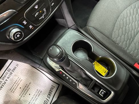Used 2019 Chevrolet Equinox LT image 31