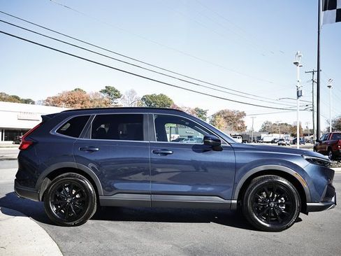 Certified 2025 Honda CR-V Sport image 9