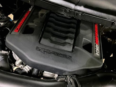 Certified 2023 Ford F150 Raptor w/ Raptor 37 Performance Package AWD/4WD image 33