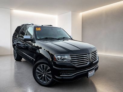 Used 2016 Lincoln Navigator Select