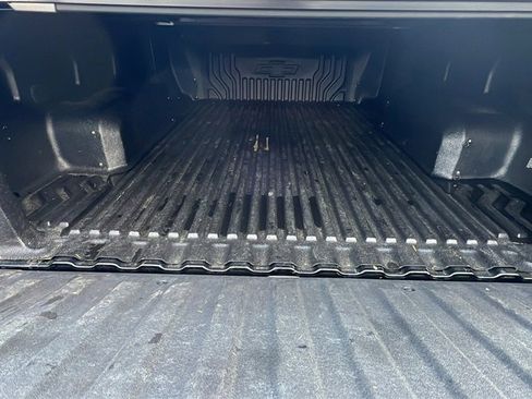 Used 2019 Chevrolet Silverado 1500 LT w/ All-Star Edition image 10