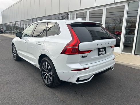 Certified 2025 Volvo XC60 B5 Plus image 3