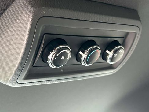 Used 2019 Dodge Grand Caravan SXT FWD image 21