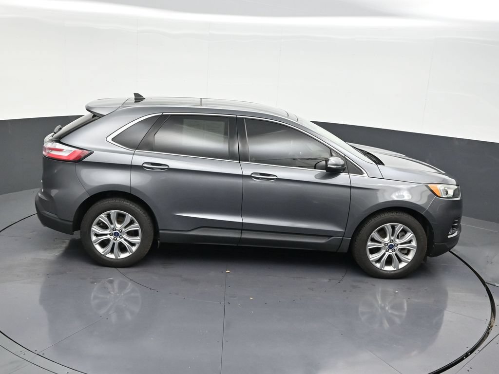 Used 2021 Ford Edge Titanium AWD/4WD image 18