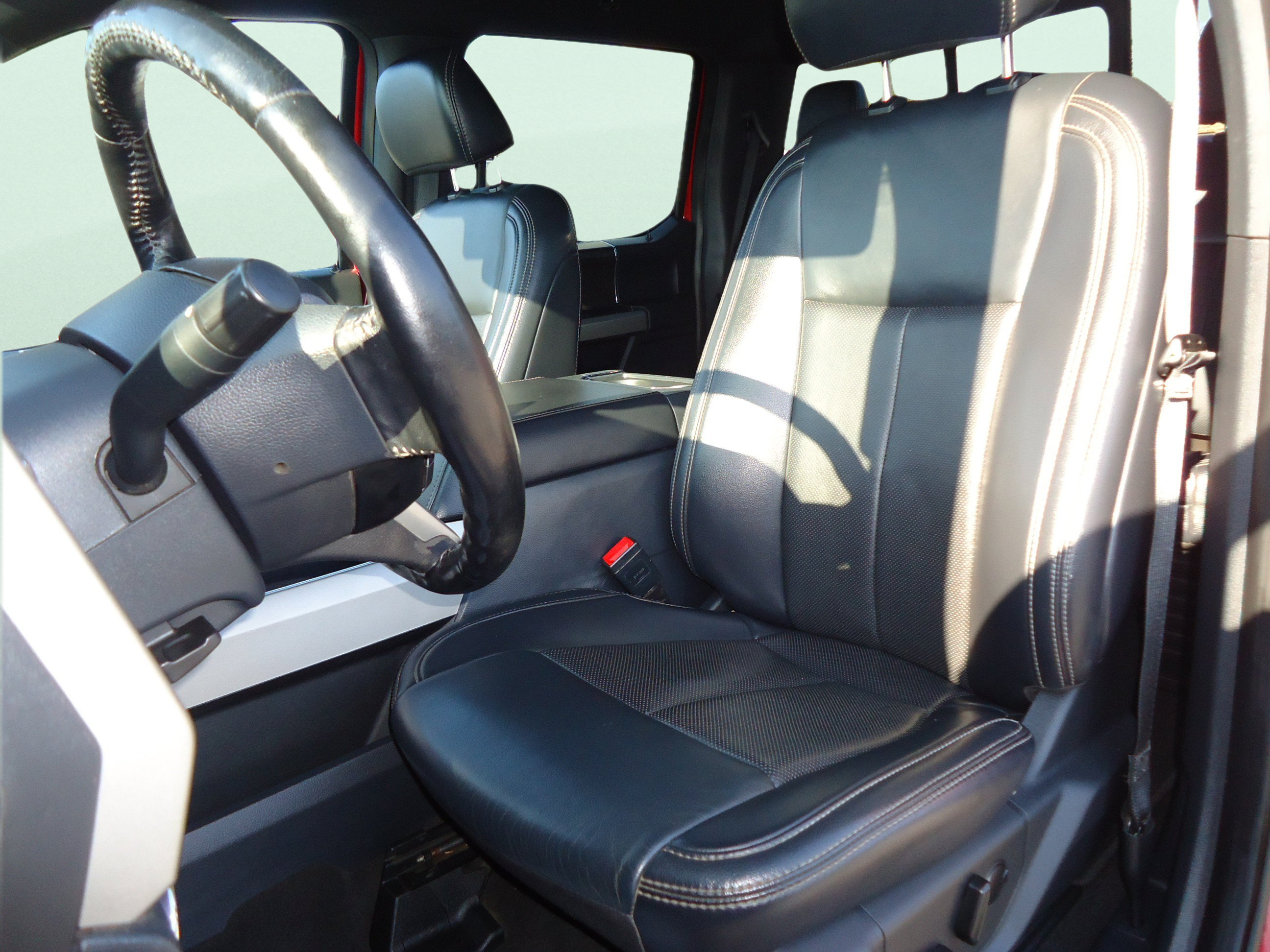 Used 2022 Ford F250 Lariat w/ Chrome Package AWD/4WD image 23