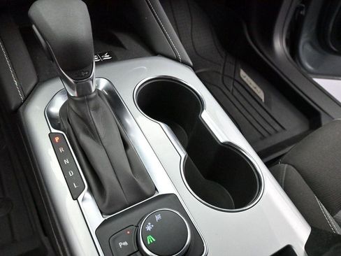 Used 2024 Chevrolet Blazer LT w/ Convenience Package FWD image 19