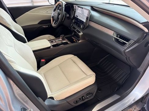 Used 2024 Lexus RX 350 AWD w/ Convenience Package image 29