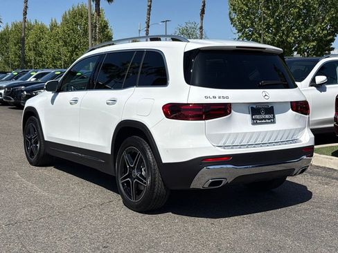 New 2026 Mercedes-Benz GLB 250 image 8