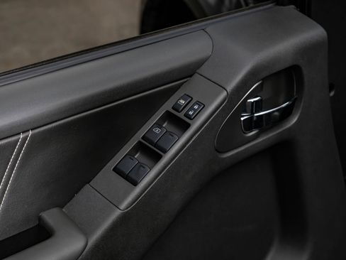 Used 2018 Nissan Frontier PRO-4X w/ Pro-4x Luxury Package AWD/4WD image 49