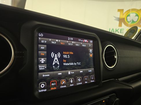 Used 2019 Jeep Wrangler Unlimited Sahara AWD/4WD image 20