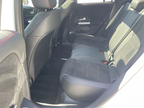 Certified 2025 Mercedes-Benz GLA 250 image 38