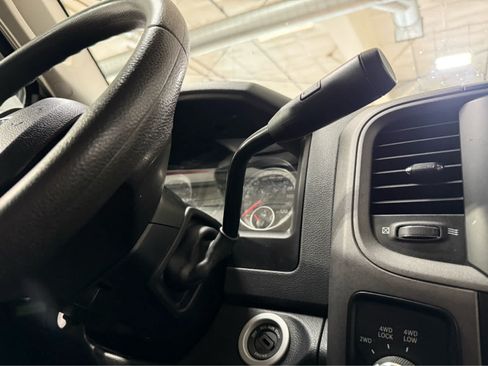 Used 2018 RAM 2500 Tradesman w/ Chrome Appearance Group AWD/4WD image 23