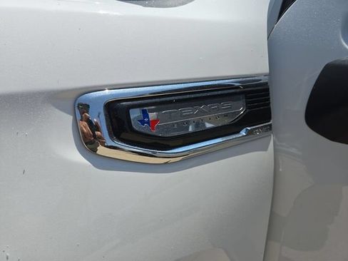 Used 2024 GMC Sierra 1500 SLT RWD image 30