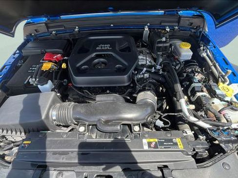 Used 2022 Jeep Wrangler Unlimited Sport AWD/4WD image 28