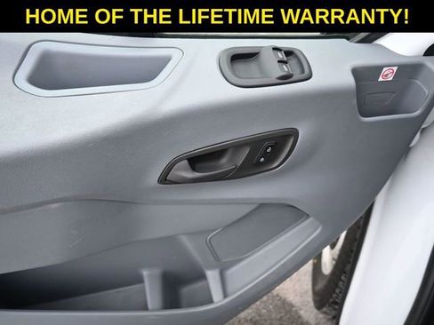 Used 2019 Ford Transit 250 image 41