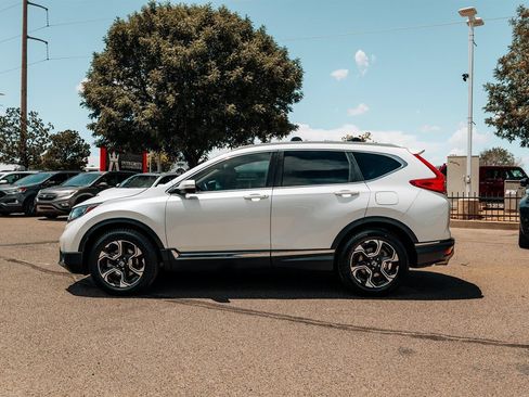 Used 2017 Honda CR-V Touring image 4