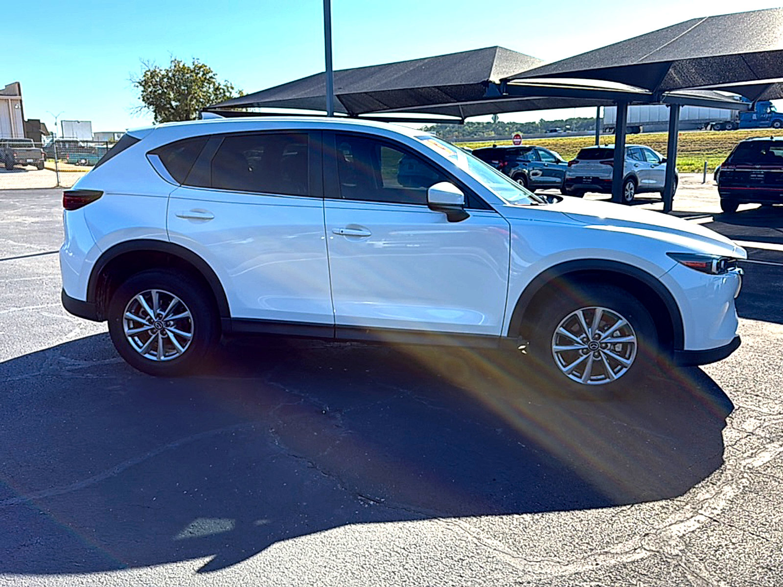 Used 2023 MAZDA CX-5 AWD 2.5 S w/ Select Package image 3