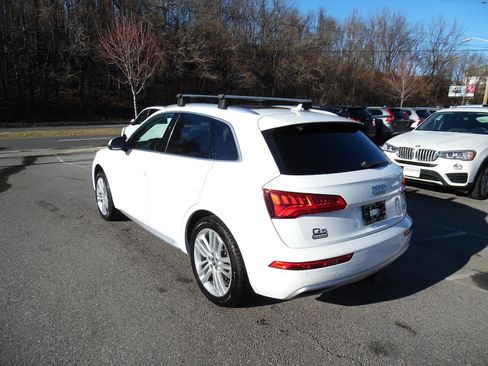 Used 2018 Audi Q5 2.0T Premium Plus w/ Premium Plus Package image 3