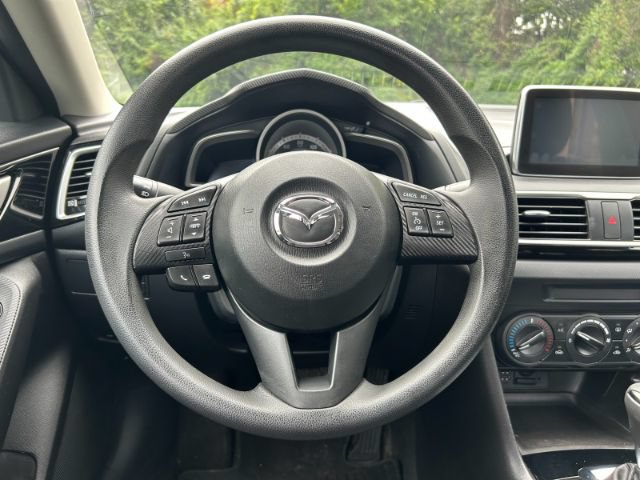 Used 2015 MAZDA MAZDA3 i Sport FWD image 10