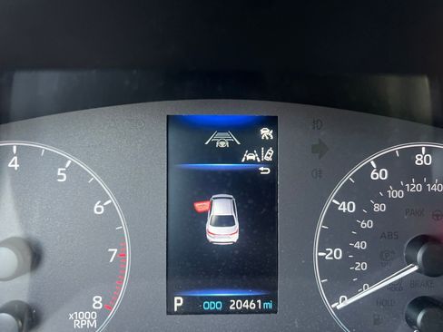 Used 2025 Toyota Corolla LE FWD image 9