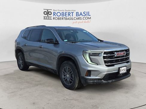 Used 2025 GMC Acadia Elevation image 7