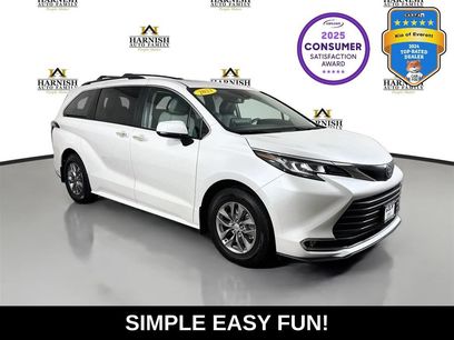 Used 2023 Toyota Sienna XLE