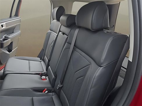 New 2026 Hyundai Santa Fe XRT image 15